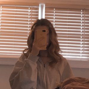 Meet your Posher, Ellie